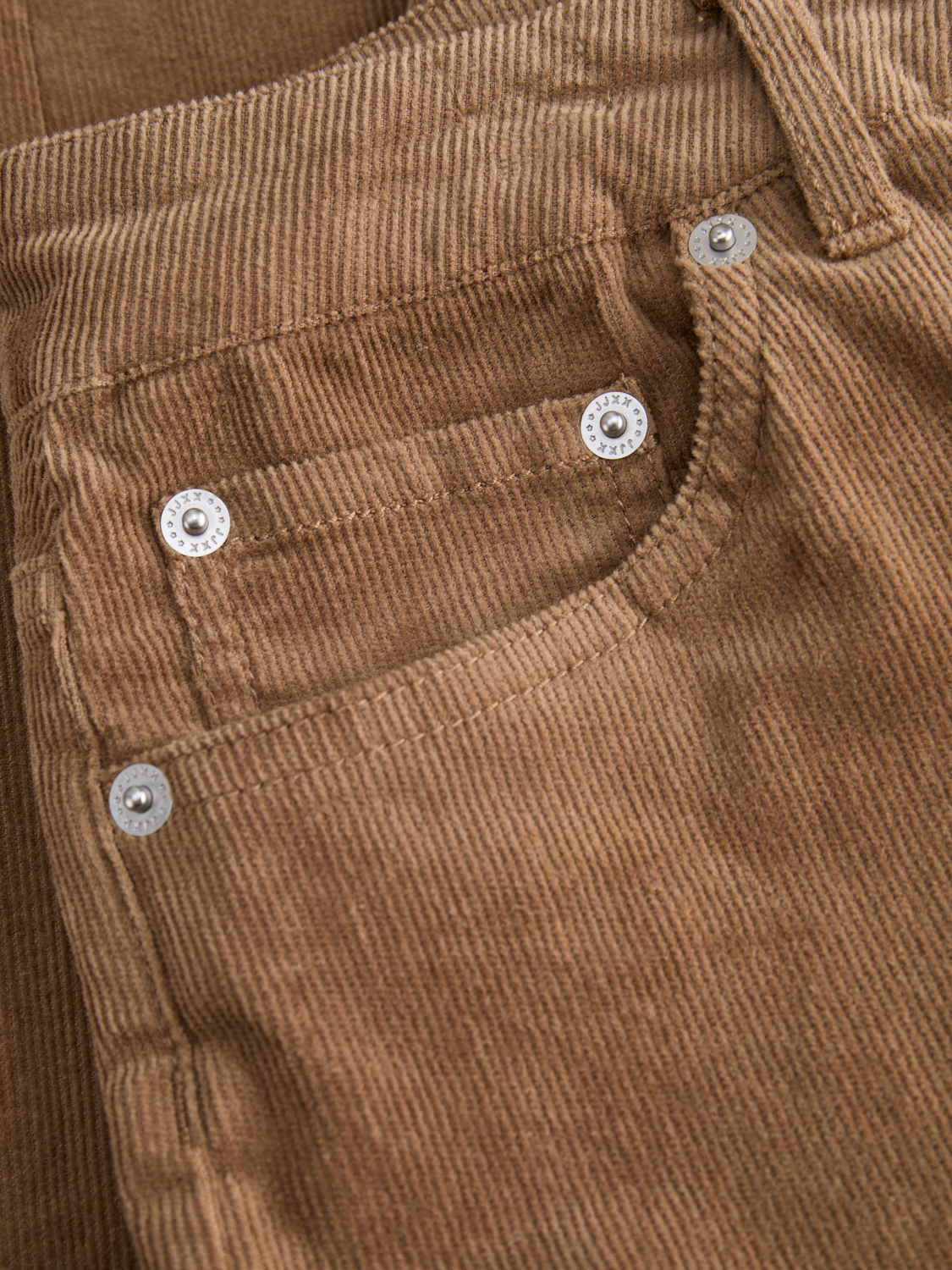 model_shot-detail